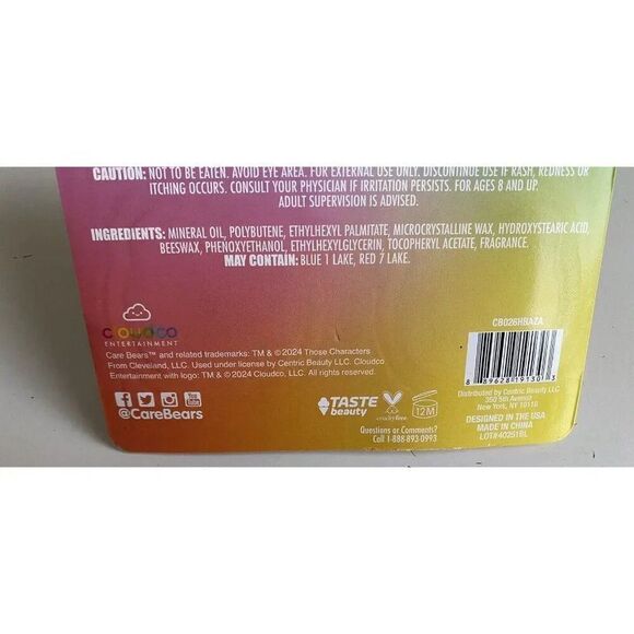 Set Of 2 Care Bears Flavored Lip Balms Strawberry & Blueberry Pink Blue NEW - Picture 6 of 9